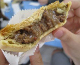 Robertson Pie Shop - Palm Beach Accommodation 2