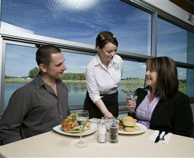 Port Of Brisbane Visitors Centre - Palm Beach Accommodation 2