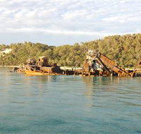 Tangalooma Wrecks Dive Site - Palm Beach Accommodation