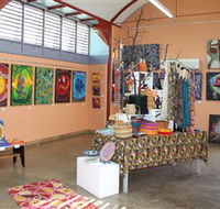 Dunghutti Ngaku Aboriginal Art Gallery - Palm Beach Accommodation