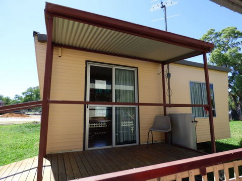 Manusu House And Cabin - Palm Beach Accommodation 0