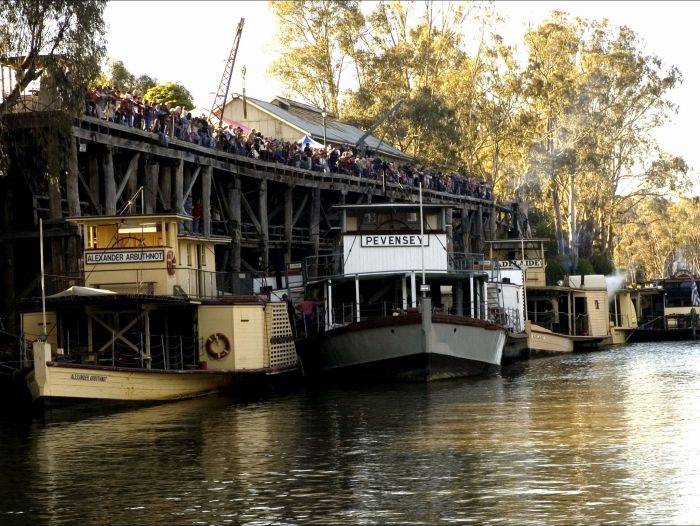 Echuca VIC Palm Beach Accommodation