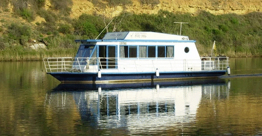 Oz Houseboats - Palm Beach Accommodation 2