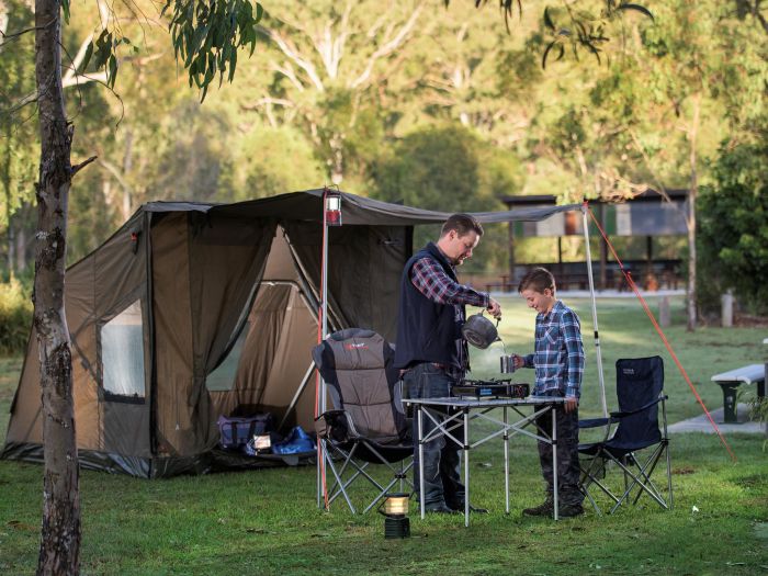 Park Ridge South QLD Palm Beach Accommodation