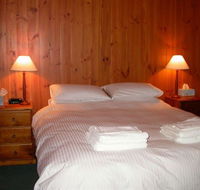 Greenwood Cabin - Palm Beach Accommodation