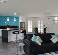 Greenwood Park Estate - Palm Beach Accommodation