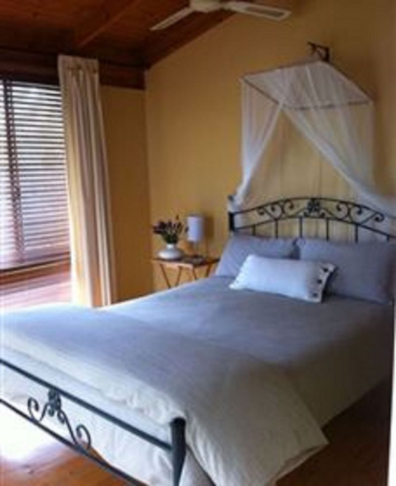 Palm Beach Accommodation