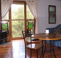 Bluegums Cabins - Palm Beach Accommodation