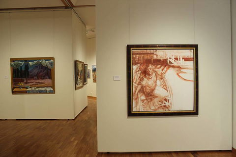 Gosford Regional Gallery & Gardens - Palm Beach Accommodation 2