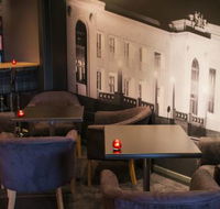 Polit Bar - Palm Beach Accommodation