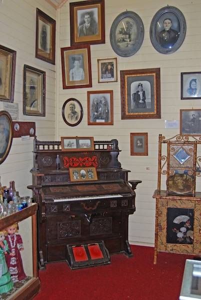 Colonial Inn Museum - Palm Beach Accommodation 0