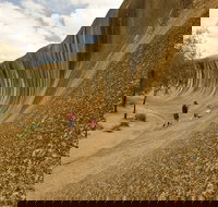 Historical York Town Wave Rock Hippo Yawn Light Snacks Included - Palm Beach Accommodation