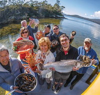 Fresh from the Ocean Tasmanian Seafood Gourmet Full-Day Cruise Including Lunch - Palm Beach Accommodation