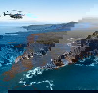 30-Minute Two Capes and Tasman Helicopter Flight from Port Arthur - Palm Beach Accommodation