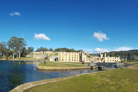 6-Day Tasmanian Explorer Adventure Tour From Hobart - Palm Beach Accommodation 7