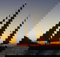 Magnetic Island Sunset Sail - Palm Beach Accommodation
