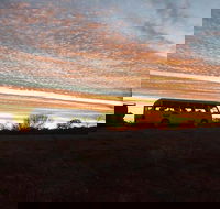 Bus Transfer Alice Springs to Ayers Rock Resort - Palm Beach Accommodation