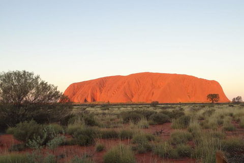 Best Of Ayers Rock: Sunset Uluru And Sunrise Kata Tjuta Small Group Tours - Palm Beach Accommodation 5