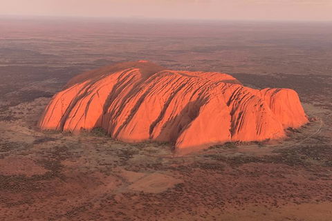 Scenic Flight: Uluru & Kata Tjuta - Palm Beach Accommodation 7