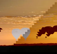 Early Morning Ballooning in Alice Springs - Palm Beach Accommodation