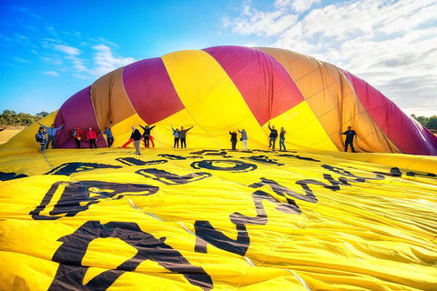 Hot Air Ballooning Over Sydney Macarthur Region Including A Champagne Breakfast - Palm Beach Accommodation 1
