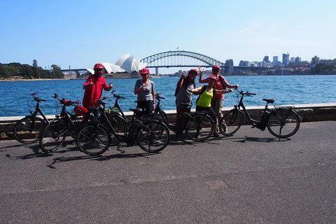 Sydney Harbour Discovery Tour - Palm Beach Accommodation 1