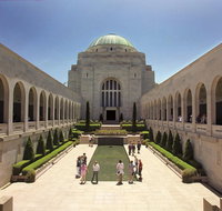 Canberra Day Trip from Sydney - Palm Beach Accommodation