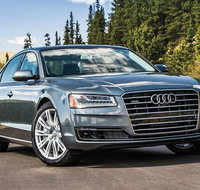 Arrival Private Transfer Sydney Airport SYD to Sydney by Business Class Car - Palm Beach Accommodation