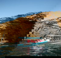 Hunter Coastal Adventure Tour by Boat from Newcastle - Palm Beach Accommodation
