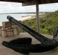 Geltwood Anchor Memorial - Palm Beach Accommodation