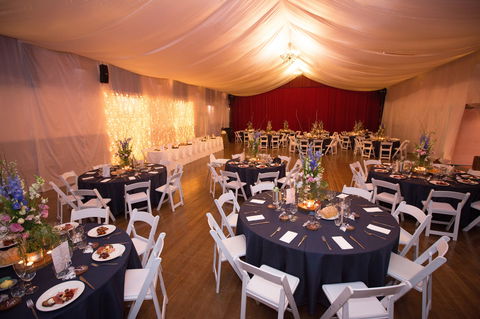 Naracoorte Town Hall - Palm Beach Accommodation 1