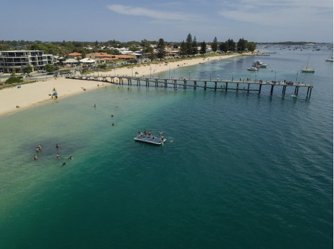 Rockingham Jetty - Palm Beach Accommodation 1