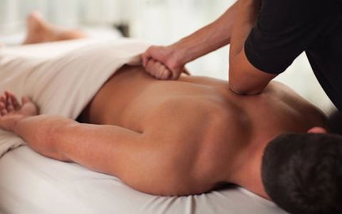 Big Thumb Massage - Palm Beach Accommodation 0