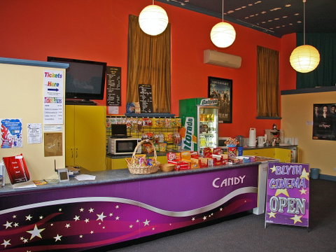 Blyth Cinema - Palm Beach Accommodation 2