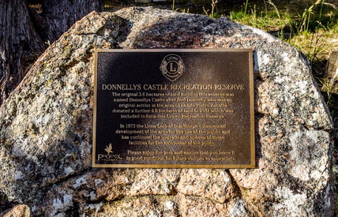 Donnellys Castle - Palm Beach Accommodation 1
