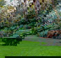EG Waterhouse National Camellia Gardens - Palm Beach Accommodation