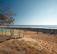 Mon Repos Beach - Palm Beach Accommodation