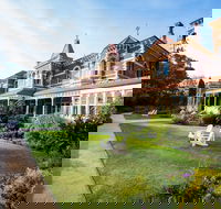 Rippon Lea Estate - Palm Beach Accommodation