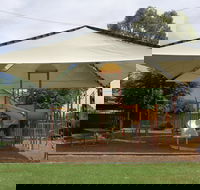 Tottenham - Palm Beach Accommodation