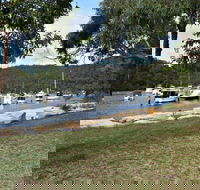Apple Tree Picnic Area - Palm Beach Accommodation