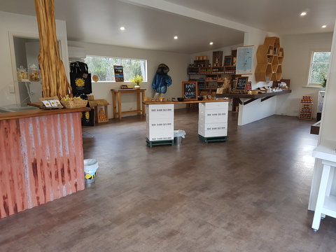 Bruny Island Honey Company - Bruny Island - Palm Beach Accommodation 2
