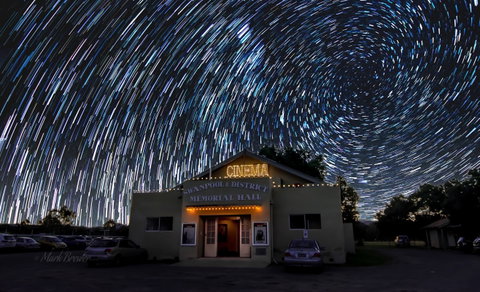 Swanpool Community Cinema - Palm Beach Accommodation 0