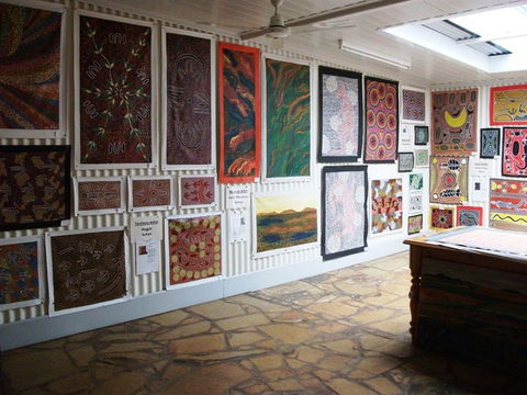 The Stockyard Gallery - Palm Beach Accommodation 2