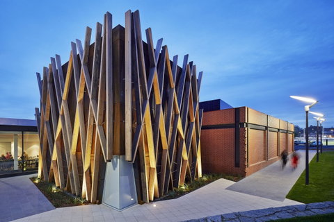 Bendigo Art Gallery - Palm Beach Accommodation 1