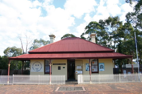 Dredge's Cottage - Palm Beach Accommodation 0