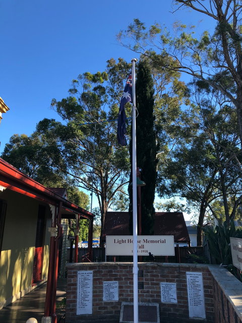 Dredge's Cottage - Palm Beach Accommodation 2