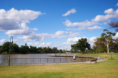 Lake Weeroona - Palm Beach Accommodation 2