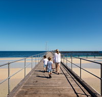 Moonta Bay Jetty - Palm Beach Accommodation