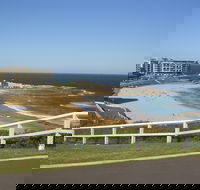 Newcastle Beach - Palm Beach Accommodation
