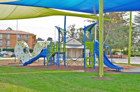 Queen Elizabeth Ll Park Queanbeyan - Palm Beach Accommodation 0